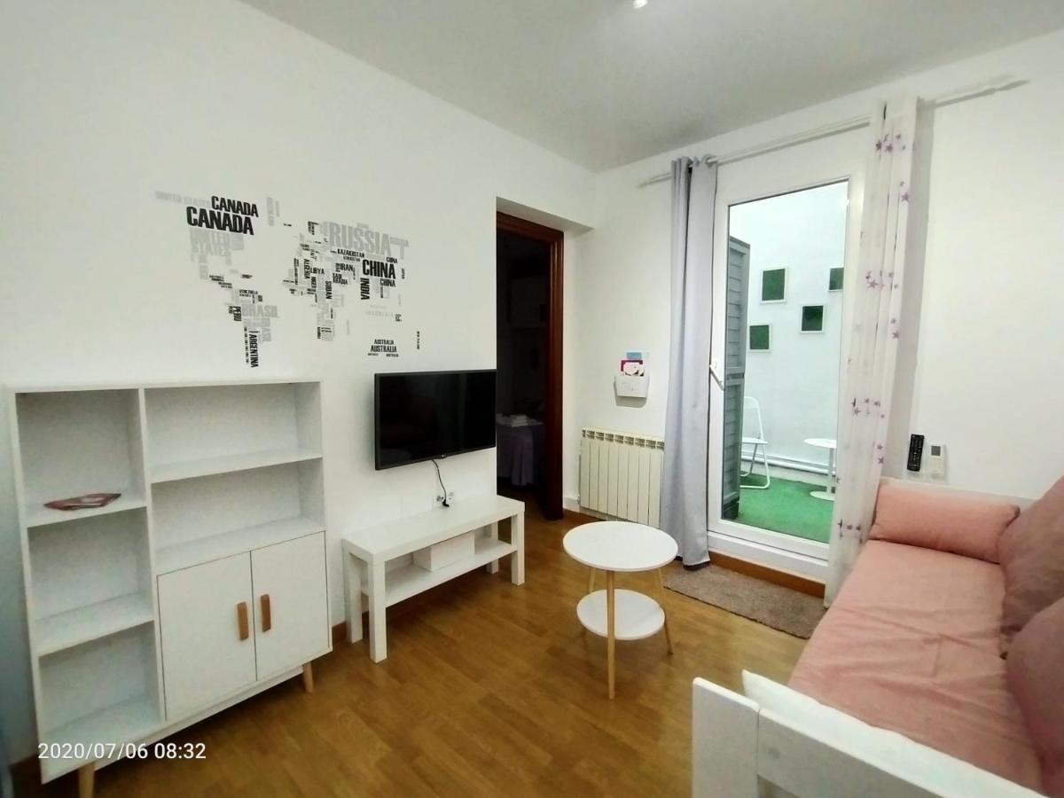 Pension Travesia Del Laurel Logrono Exterior photo