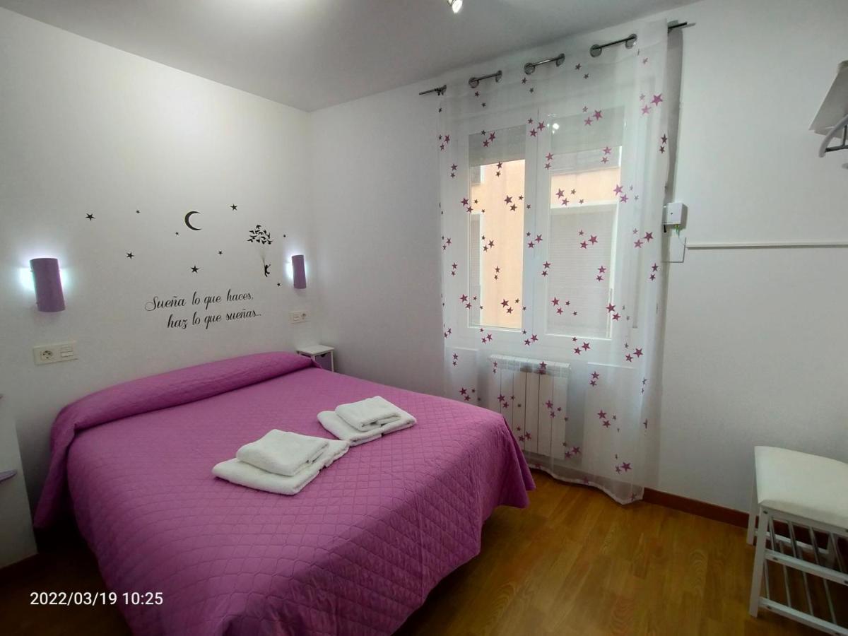 Pension Travesia Del Laurel Logrono Exterior photo